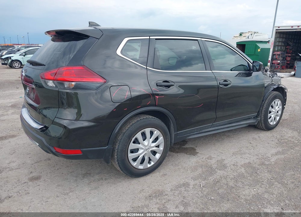 2017 NISSAN ROGUE S VIN: JN8AT2MT6HW387940