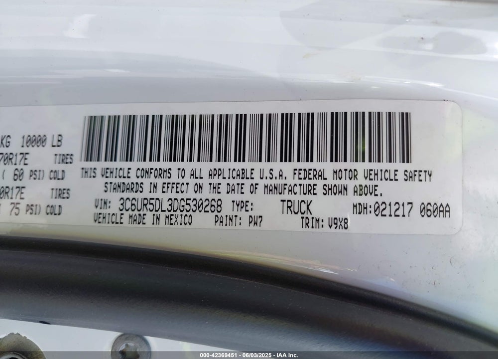 2013 RAM 2500 VIN: 3C6UR5DL3DG530268