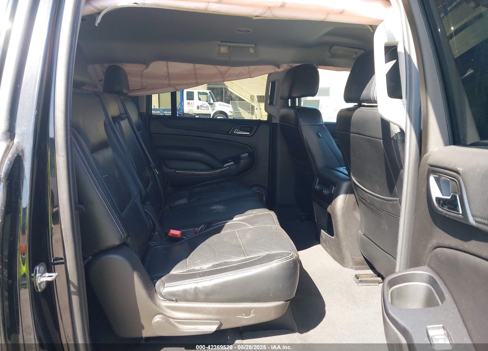 2019 CHEVROLET SUBURBAN VIN: 1GNSCGKC5KR334370