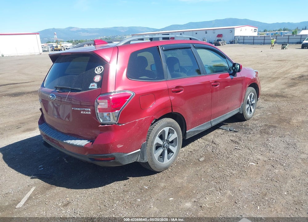 2017 SUBARU FORESTER 2.5I PREMIUM VIN: JF2SJAEC5HH404960