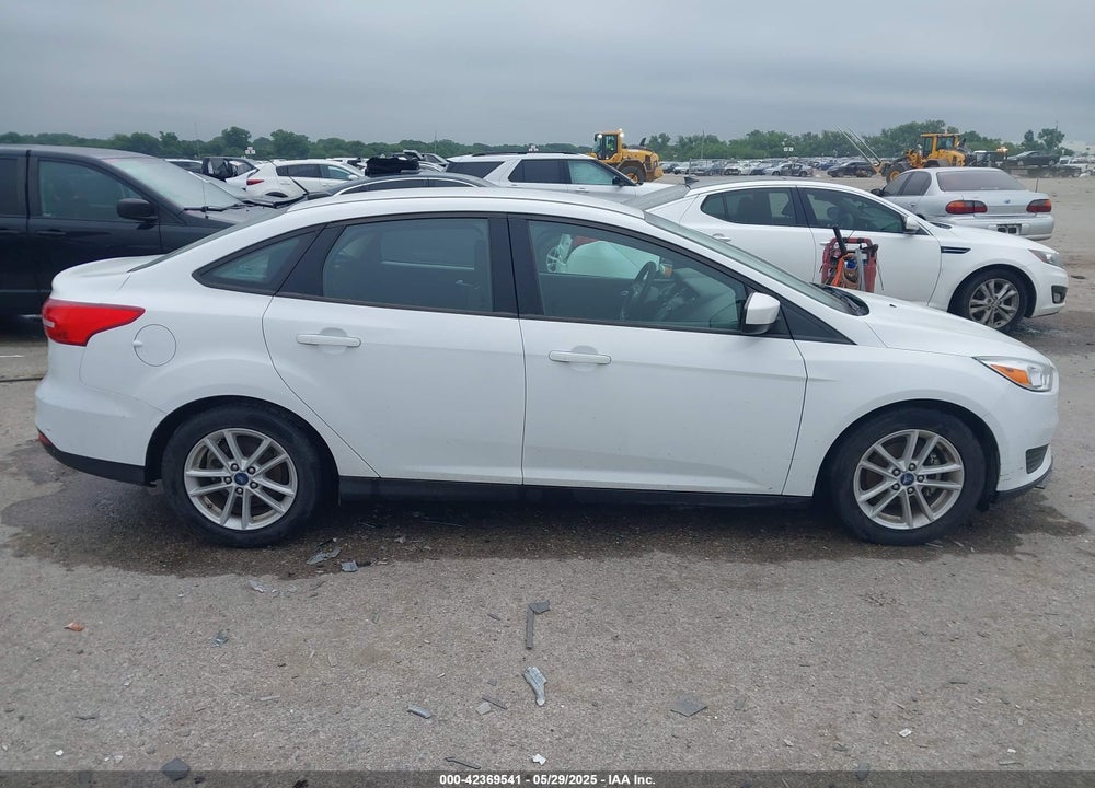 2018 FORD FOCUS VIN: 1FADP3FE8JL204200