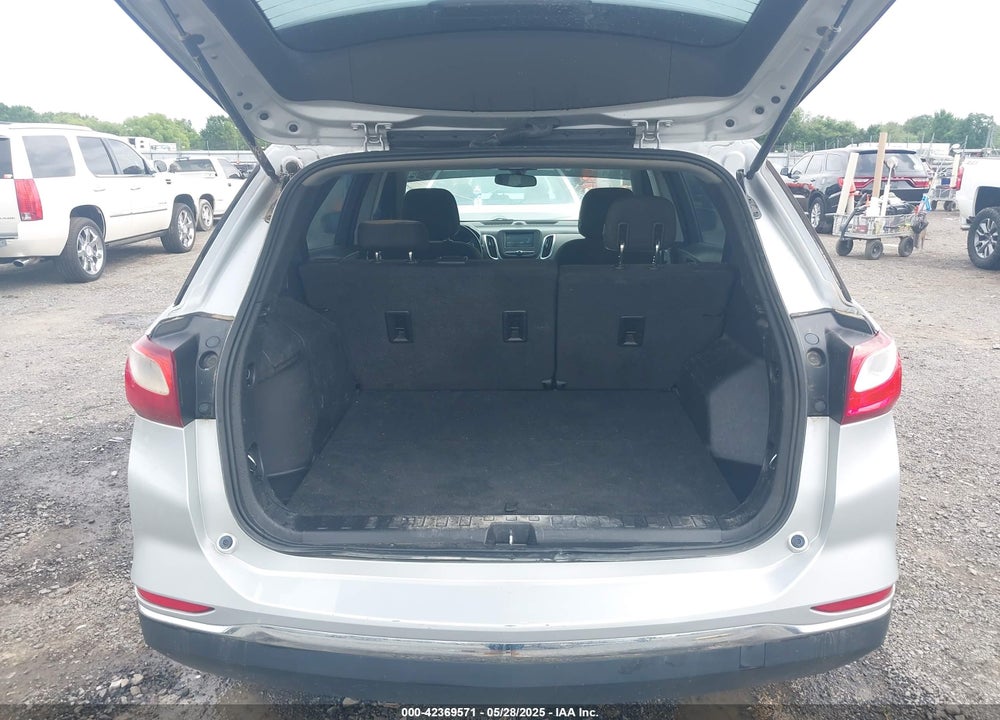 2018 CHEVROLET EQUINOX VIN: 2GNAXHEV8J6151493