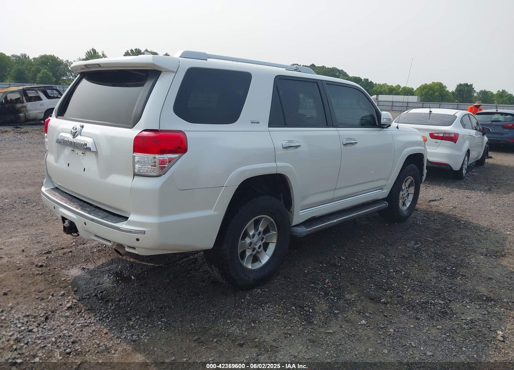 2011 TOYOTA 4RUNNER VIN: JTEZU5JR4B5014832
