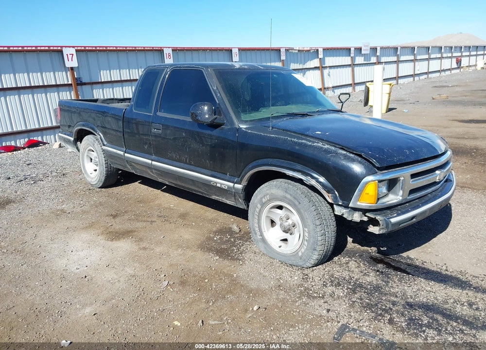 1997 CHEVROLET S-10 LS FLEETSIDE CMI VIN: 1GCCS1949V8179456