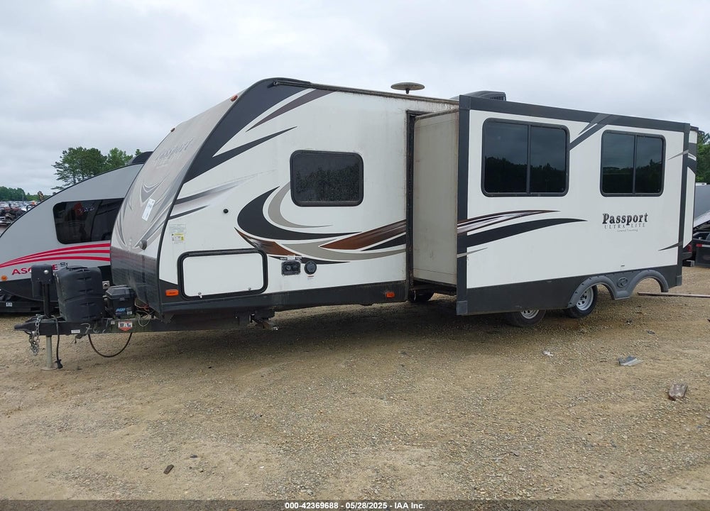 2018 PASSPORT ULTRA LITE GRAND TOURING VIN: 4YDT26725JK411768