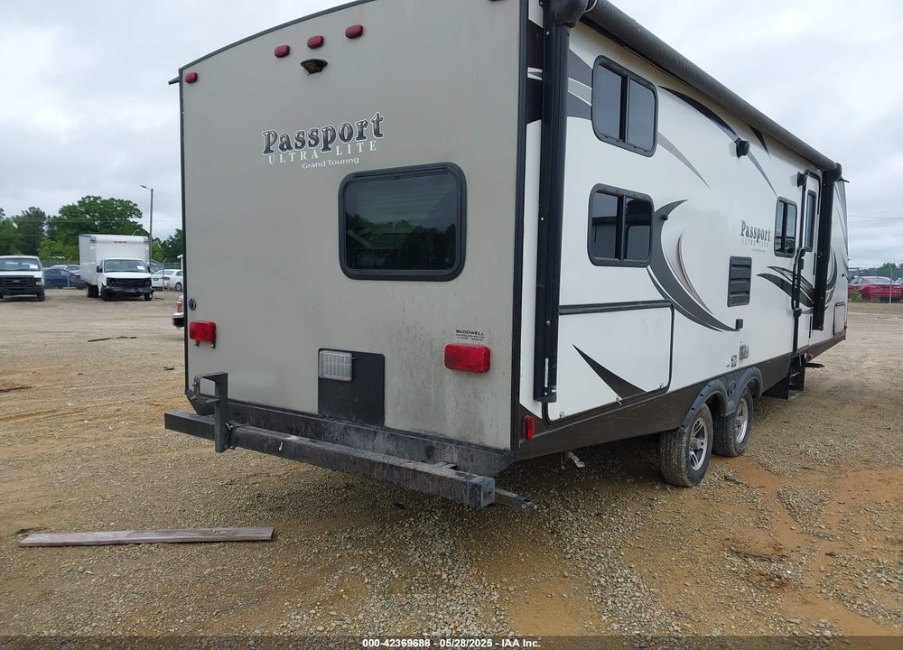 2018 PASSPORT ULTRA LITE GRAND TOURING VIN: 4YDT26725JK411768