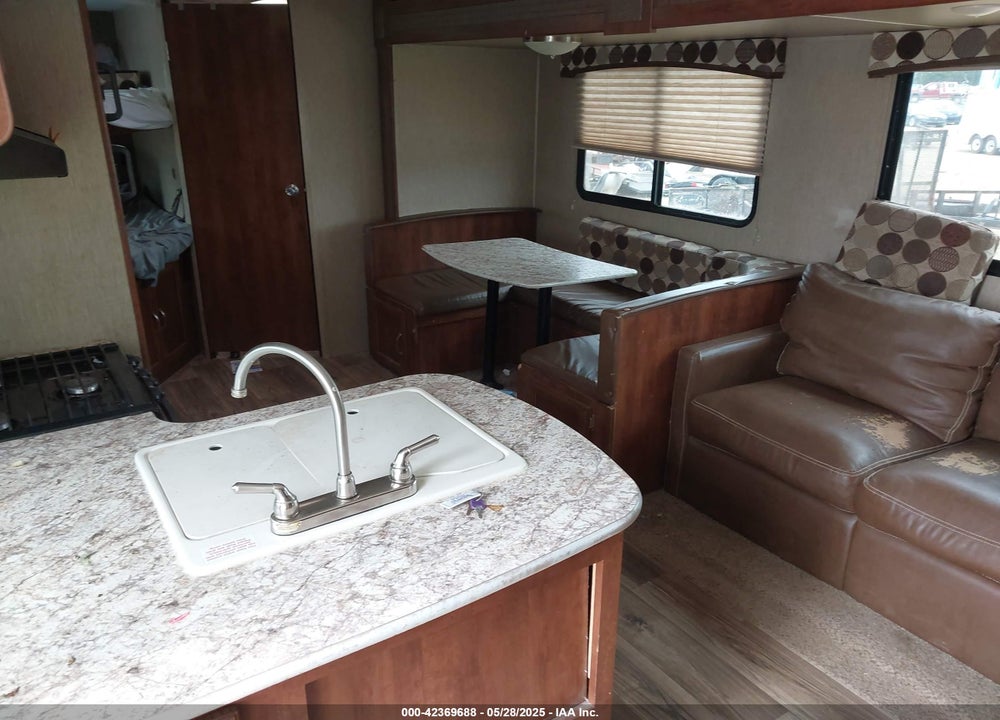 2018 PASSPORT ULTRA LITE GRAND TOURING VIN: 4YDT26725JK411768