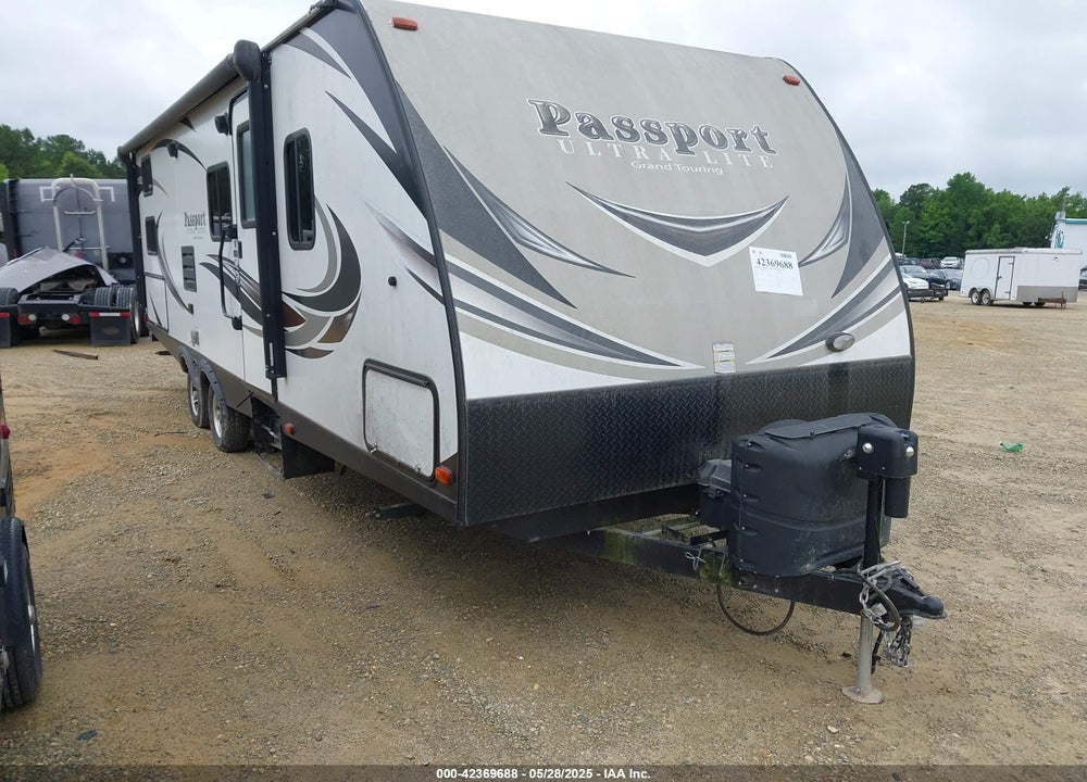 2018 PASSPORT ULTRA LITE GRAND TOURING VIN: 4YDT26725JK411768