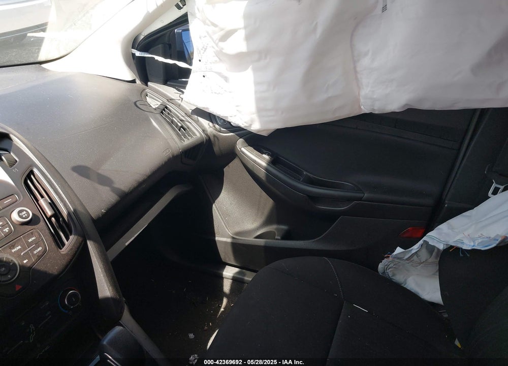 2018 FORD FOCUS SE VIN: 1FADP3K20JL270767