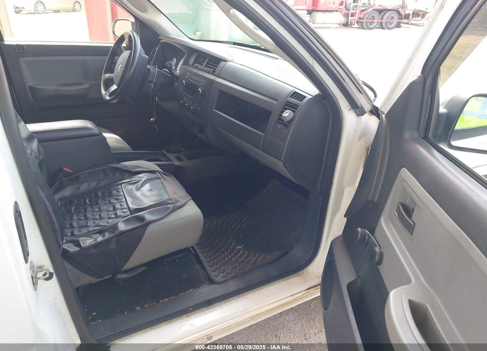 2010 DODGE DAKOTA VIN: 1D7CW2BKXAS143412