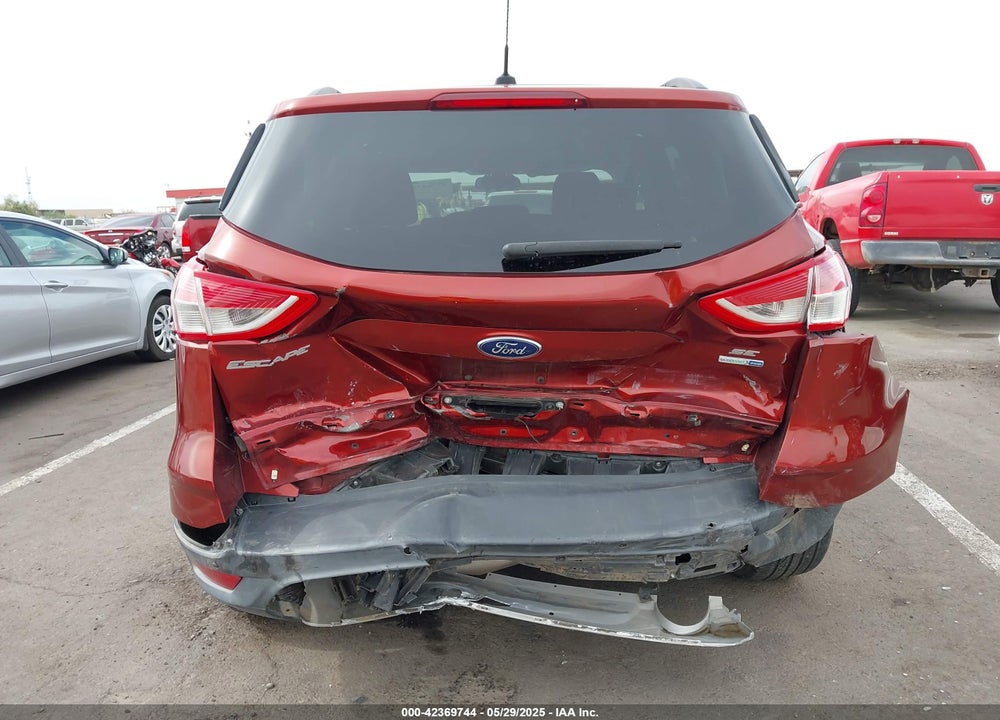 2016 FORD ESCAPE VIN: 1FMCU9GX7GUB39937