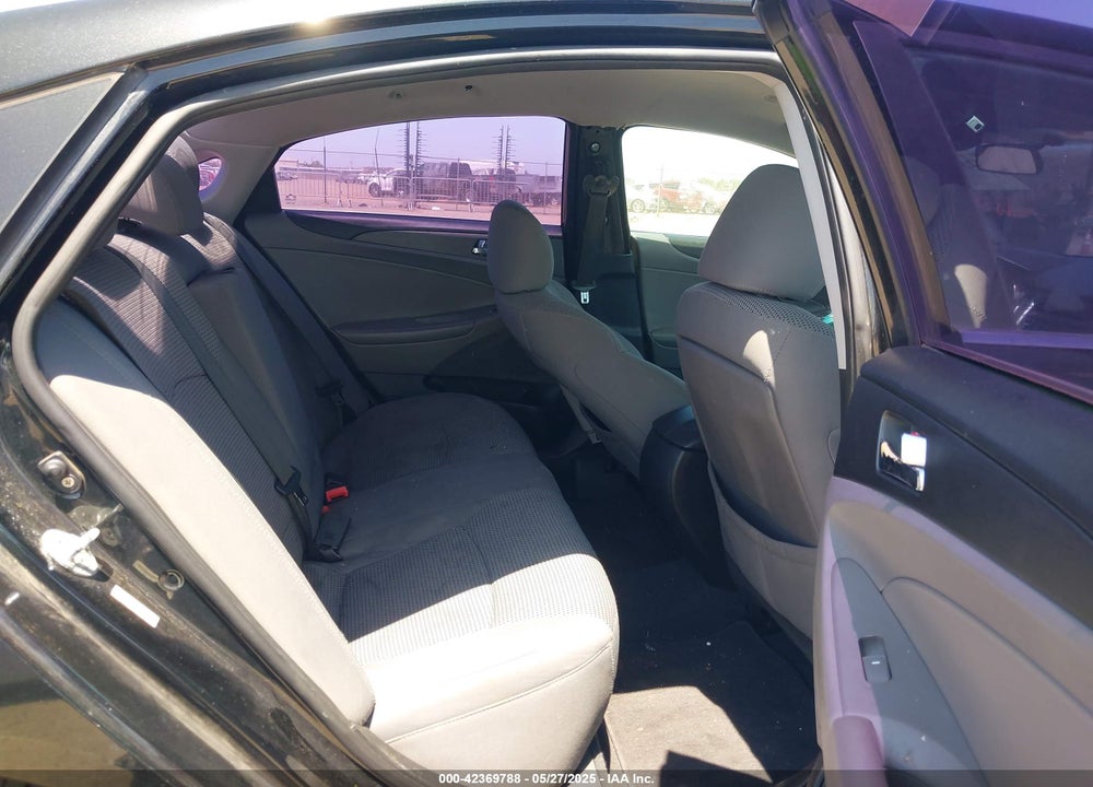 2011 HYUNDAI SONATA VIN: 5NPEB4AC6BH009694