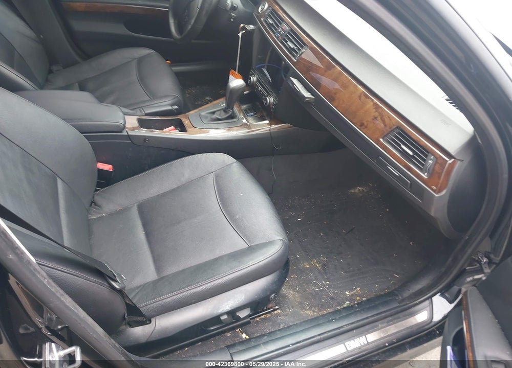 2010 BMW 328 VIN: WBAPK5C5XAA651688