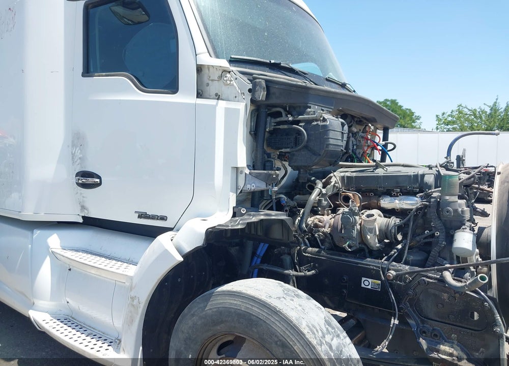 2016 KENWORTH T680 T680 VIN: 1XKYDP9X9GJ476269