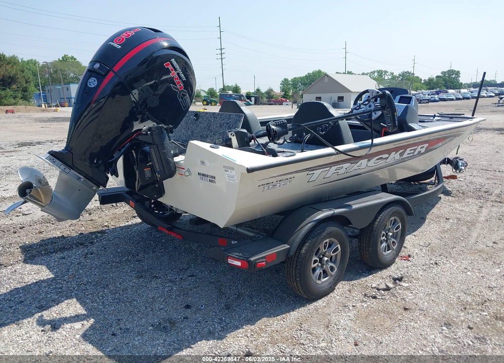 2025 TRAILER TRACKER BOAT AND VIN: BUJ57216B525