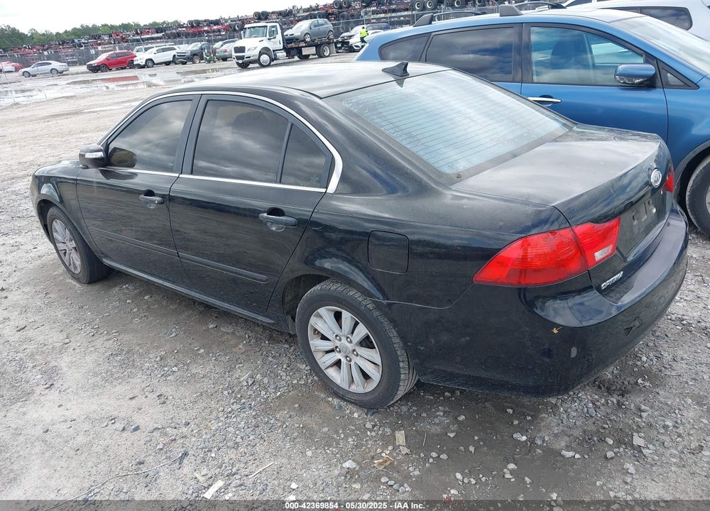 2010 KIA OPTIMA VIN: KNAGG4A81A5406098