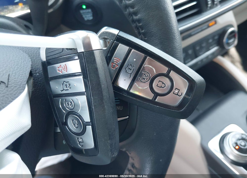 2020 FORD ESCAPE VIN: 1FMCU9J90LUA39747