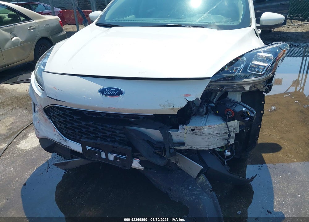 2020 FORD ESCAPE VIN: 1FMCU9J90LUA39747