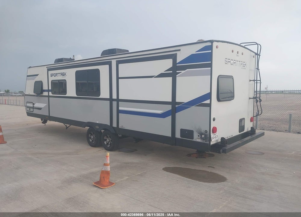 2020 VENTURE SPORT TREK VIN: 4EZT13221L8109906