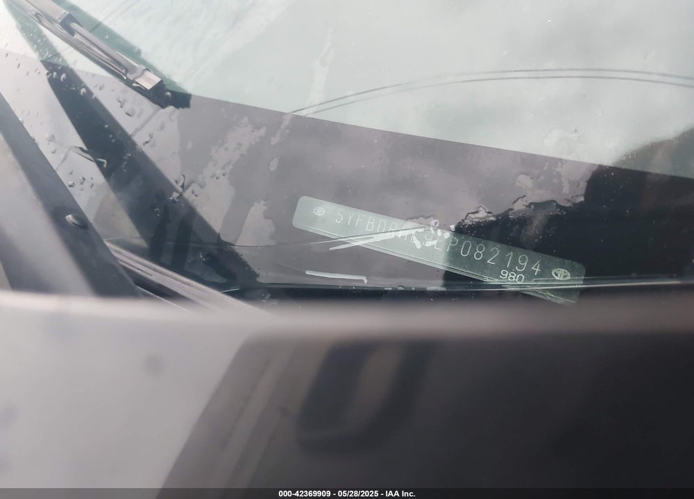 2014 TOYOTA COROLLA LE VIN: 5YFBURHE9EP082194