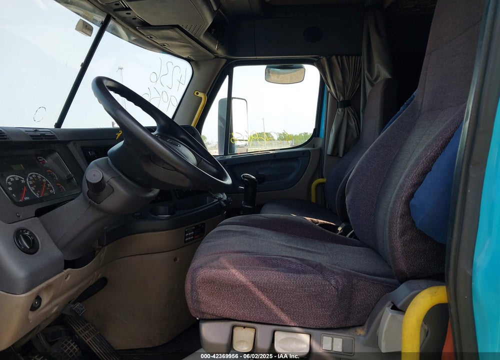 2015 FREIGHTLINER CASCADIA 125 VIN: 1FUJGLD52FLGL7093