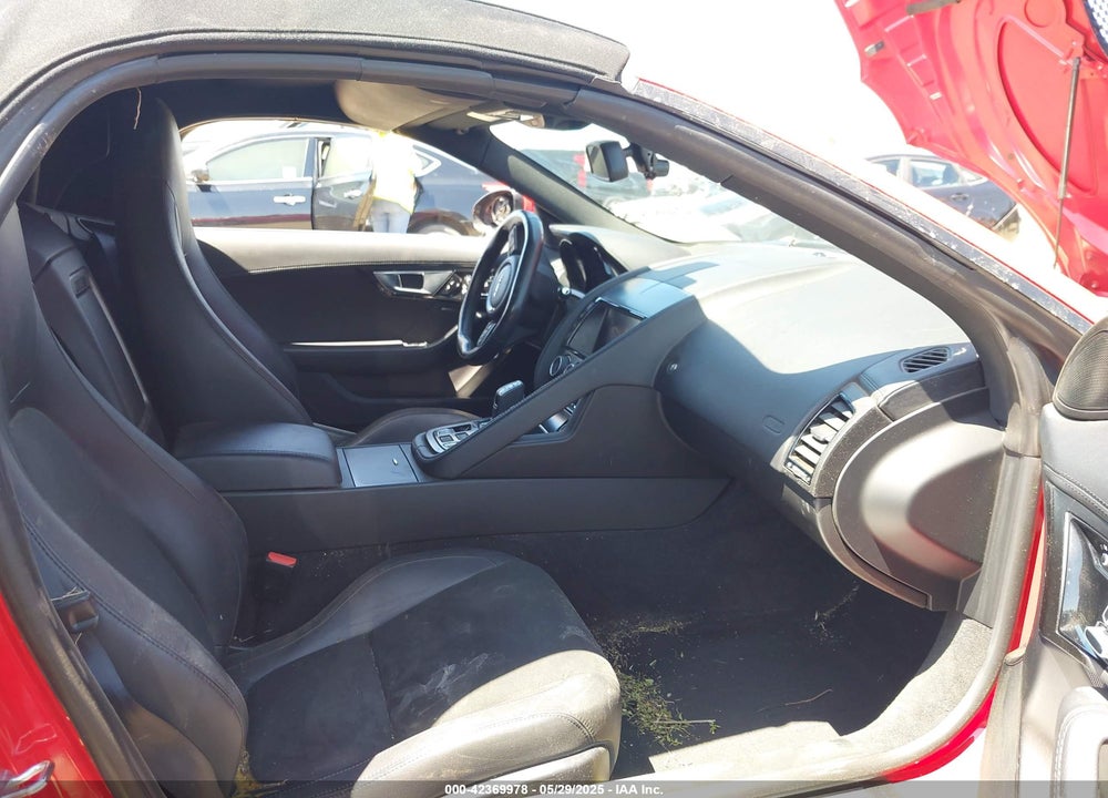 2014 JAGUAR F-TYPE VIN: SAJWA6E74E8K02916