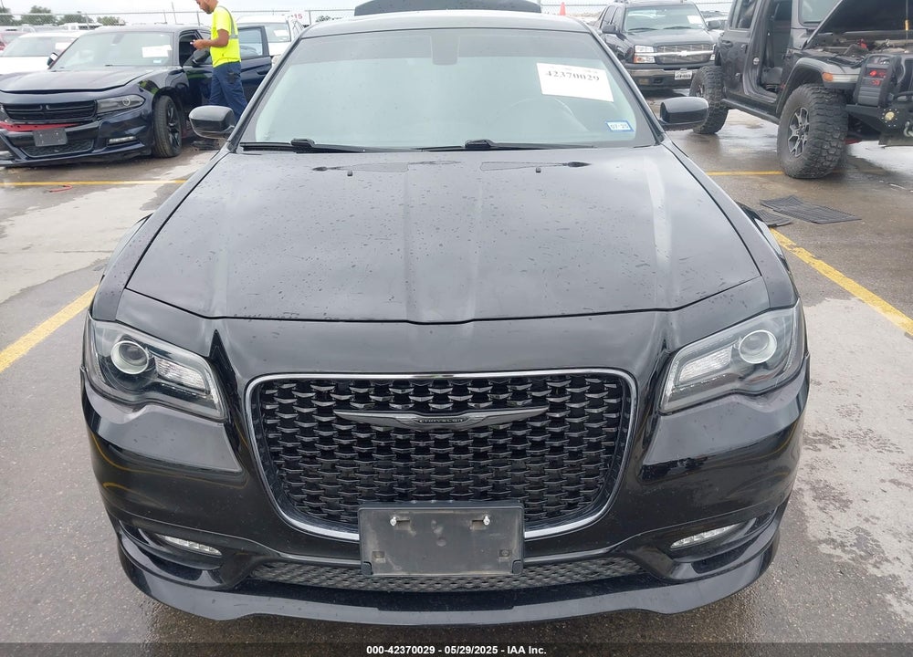 2020 CHRYSLER 300 VIN: 2C3CCAAG8LH233604