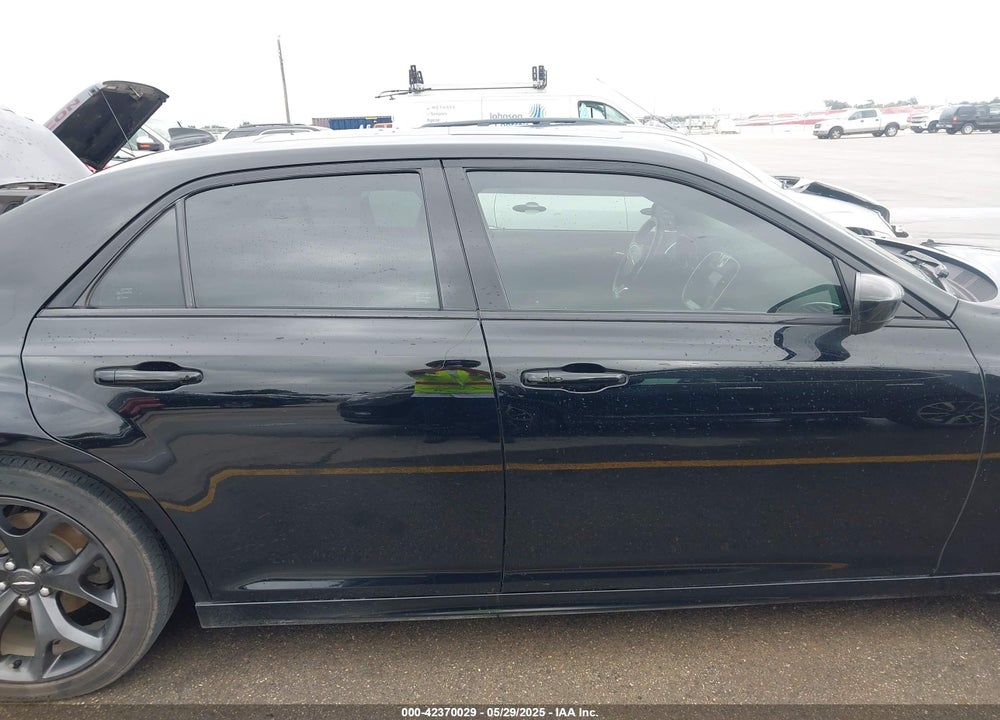 2020 CHRYSLER 300 VIN: 2C3CCAAG8LH233604