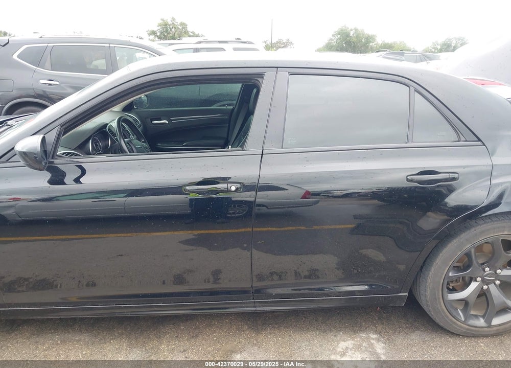 2020 CHRYSLER 300 VIN: 2C3CCAAG8LH233604