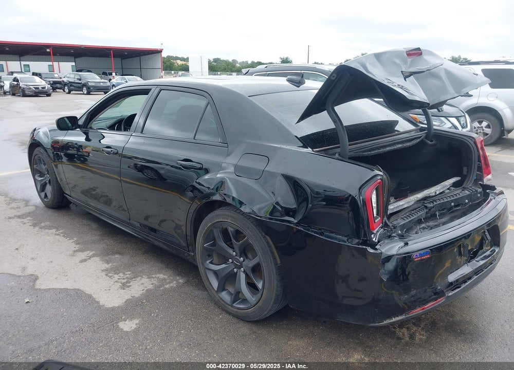2020 CHRYSLER 300 VIN: 2C3CCAAG8LH233604
