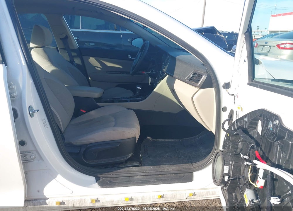 2016 KIA OPTIMA LX VIN: KNAGT4L36G5094415