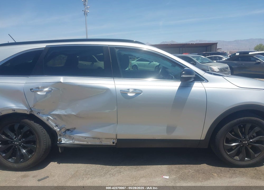 2019 KIA SORENTO 3.3L S VIN: 5XYPG4A58KG597729