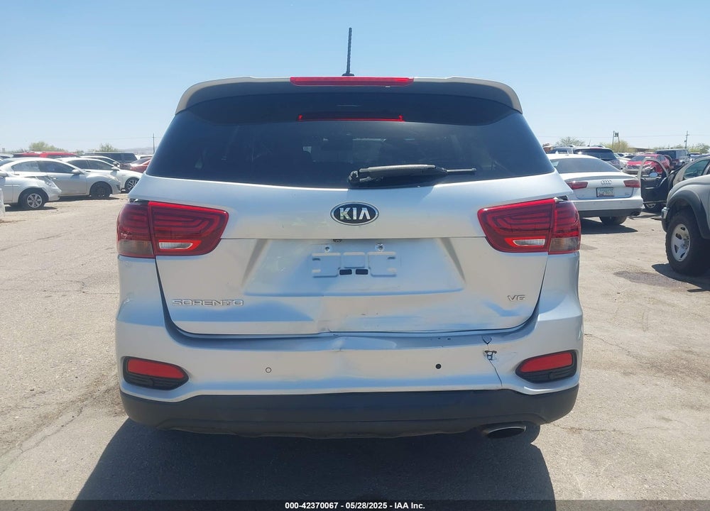2019 KIA SORENTO 3.3L S VIN: 5XYPG4A58KG597729