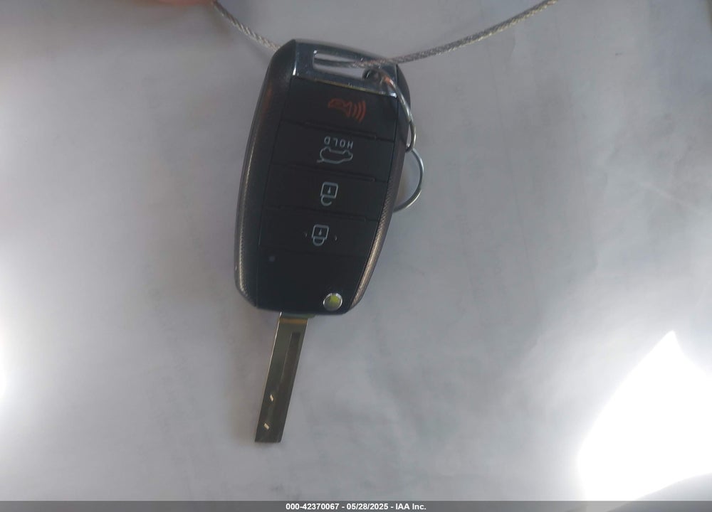 2019 KIA SORENTO 3.3L S VIN: 5XYPG4A58KG597729