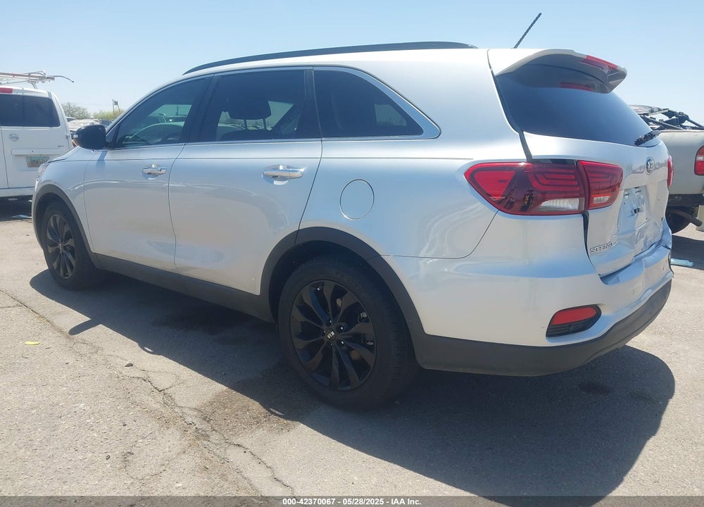 2019 KIA SORENTO 3.3L S VIN: 5XYPG4A58KG597729