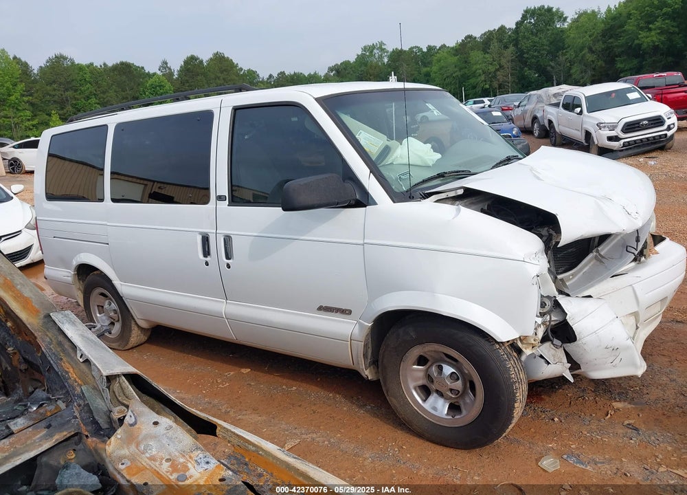 2002 CHEVROLET ASTRO LS VIN: 1GNDM19X92B139649
