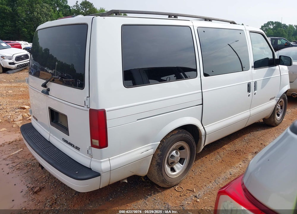 2002 CHEVROLET ASTRO LS VIN: 1GNDM19X92B139649