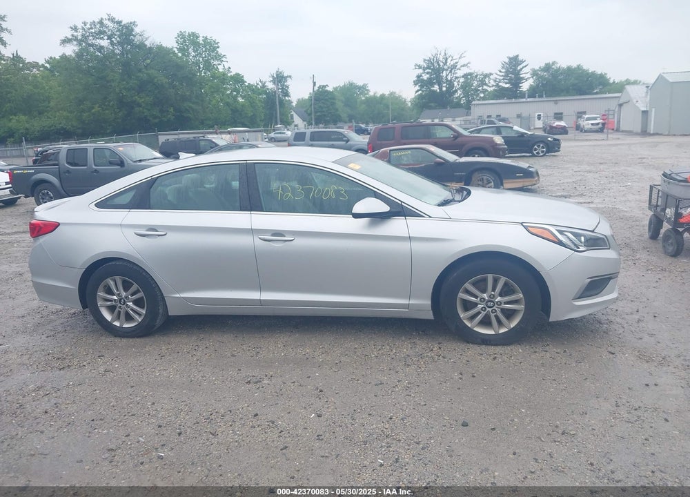 2016 HYUNDAI SONATA VIN: 5NPE24AF3GH359236