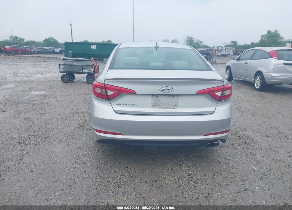 2016 HYUNDAI SONATA VIN: 5NPE24AF3GH359236