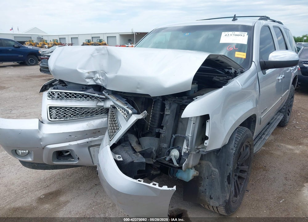 2013 CHEVROLET TAHOE VIN: 1GNSCAE00DR369125
