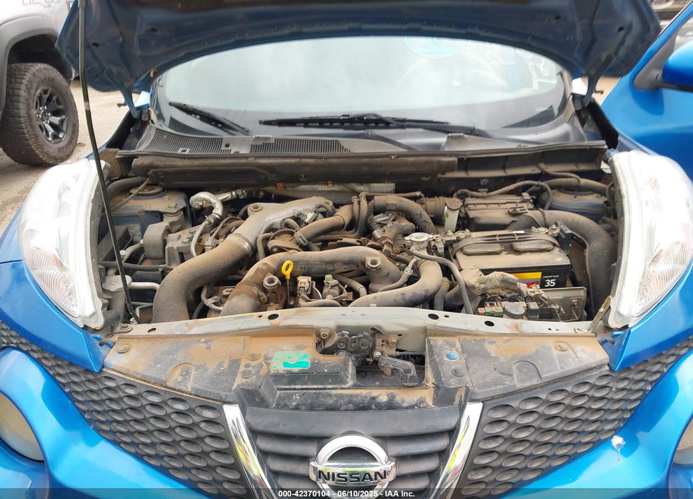 2011 NISSAN JUKE SL VIN: JN8AF5MV5BT008817