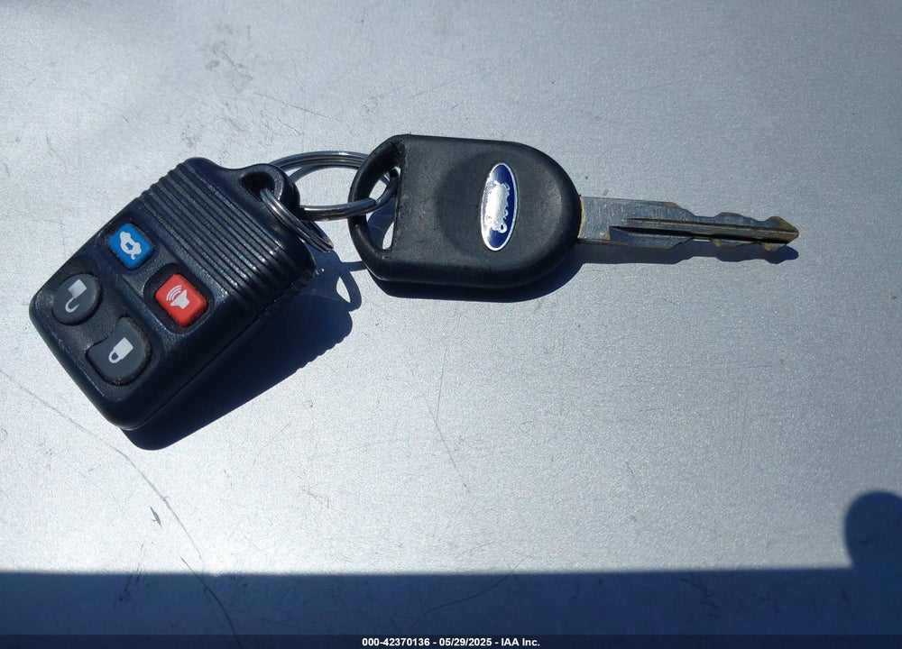 2001 FORD TAURUS SES VIN: 1FAFP55U71A189990