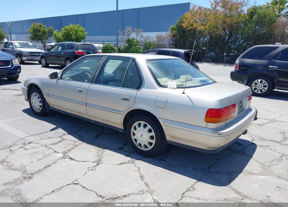 1993 HONDA ACCORD SE VIN: JHMCB7681PC045579