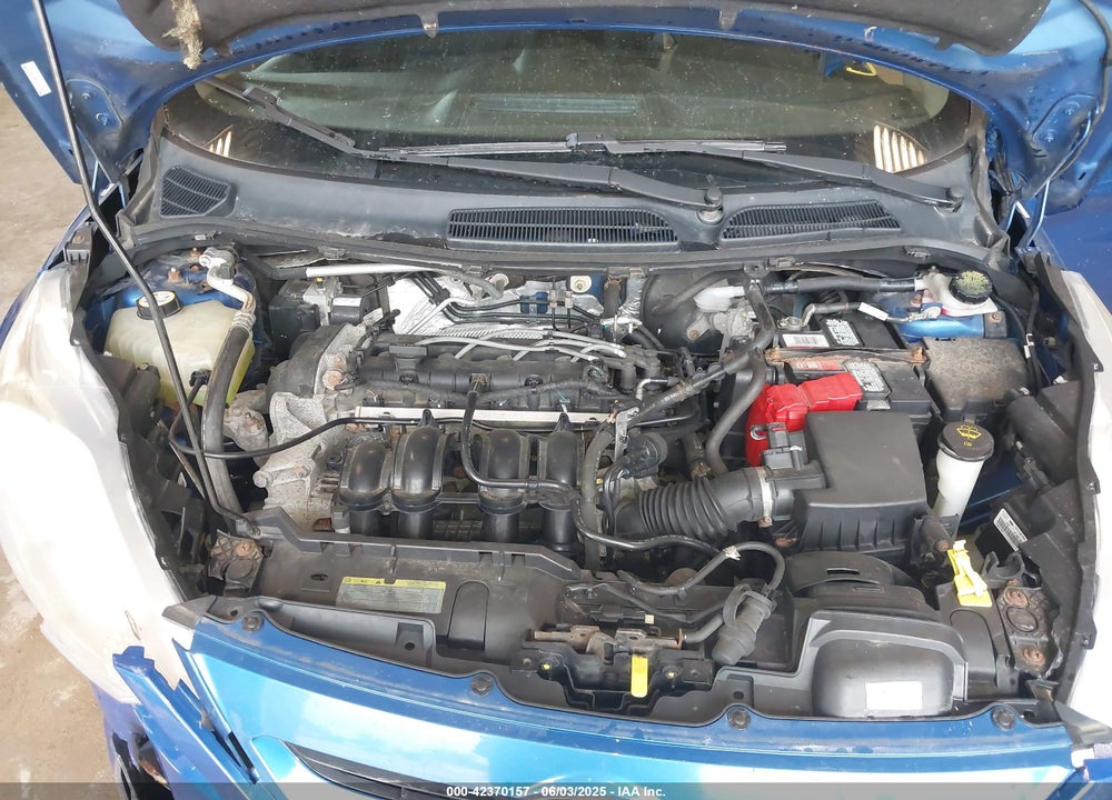2011 FORD FIESTA VIN: 3FADP4EJXBM102207