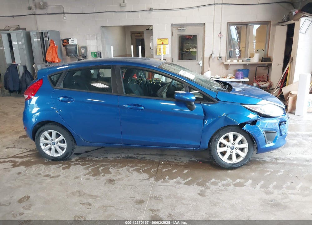 2011 FORD FIESTA VIN: 3FADP4EJXBM102207
