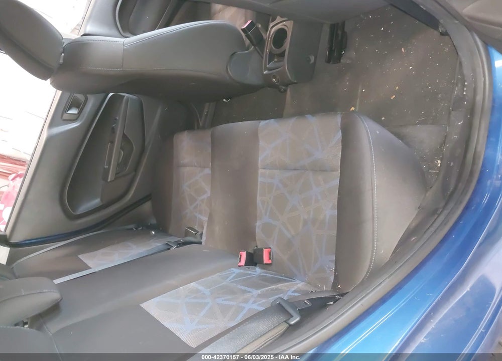 2011 FORD FIESTA VIN: 3FADP4EJXBM102207