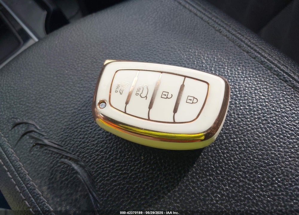 2017 HYUNDAI SONATA VIN: 5NPE34AF5HH442889