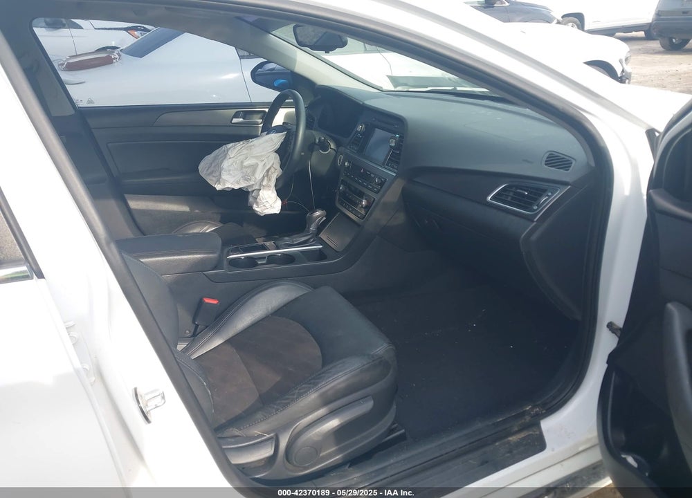 2017 HYUNDAI SONATA VIN: 5NPE34AF5HH442889