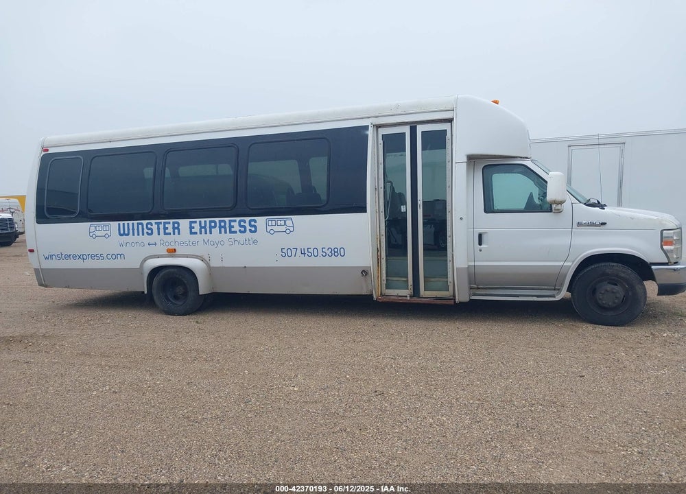 2008 FORD E-450 CUTAWAY VIN: 1FDXE45S88DA08526