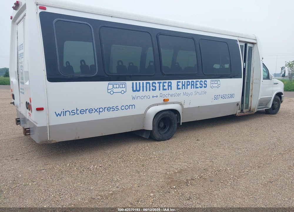 2008 FORD E-450 CUTAWAY VIN: 1FDXE45S88DA08526